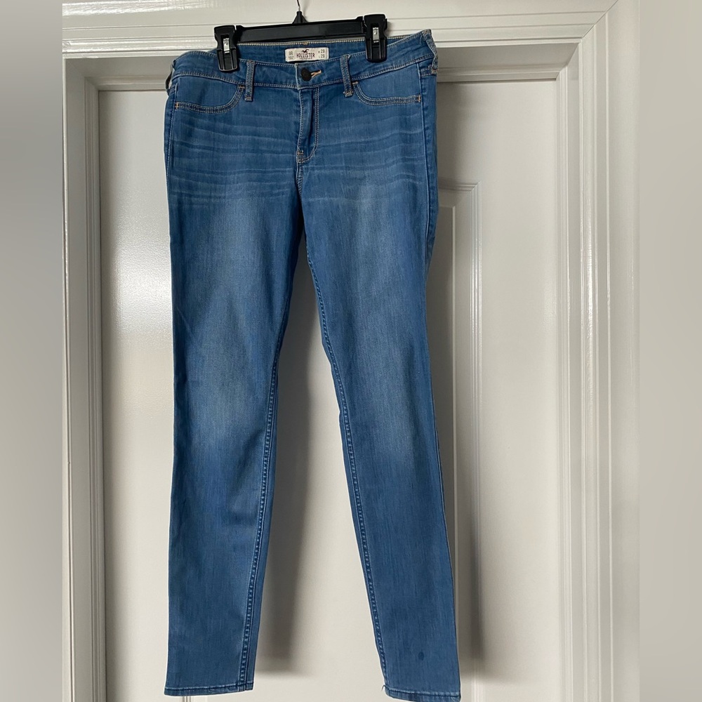 Hollister jeans size 9